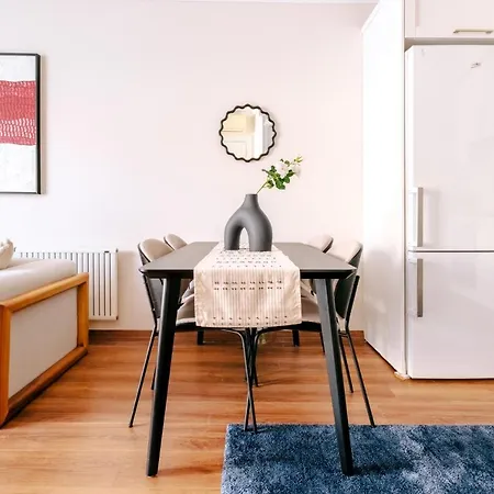 Cozy Retreat With Balcony 2 Min To Galata Tower * Provincia di Istanbul